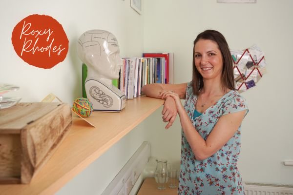 Roxy Rhodes Online Photo1